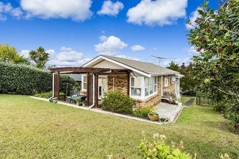 Photo of property in 73 Lynden Avenue, Hillcrest, Auckland, 0627
