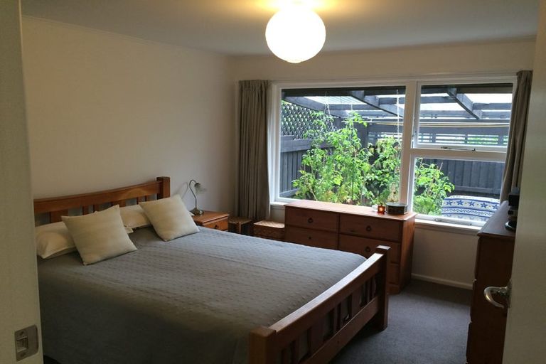 Photo of property in 2/84 Holly Road, St Albans, Christchurch, 8014