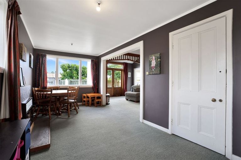 Photo of property in 126 Cass Street, Ashburton, 7700