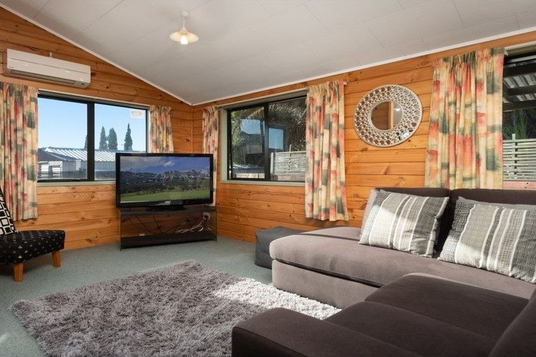 Photo of property in 111a Windermere Drive, Poike, Tauranga, 3112