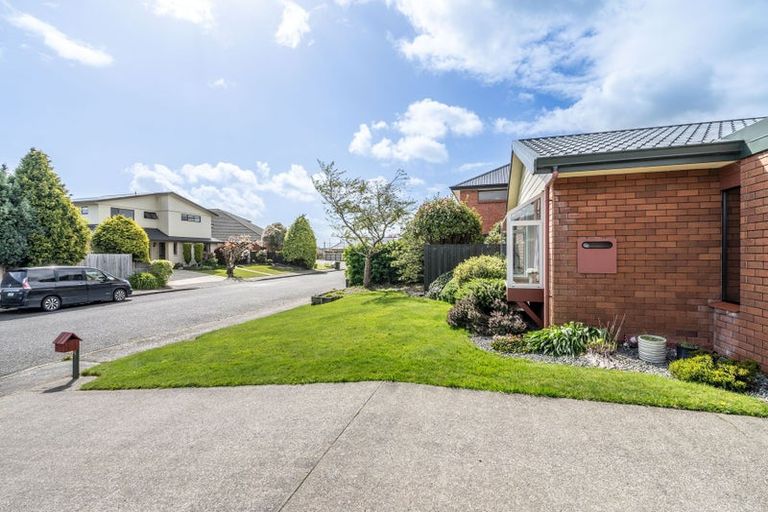 Photo of property in 15 Mcleod Court, Rosedale, Invercargill, 9810