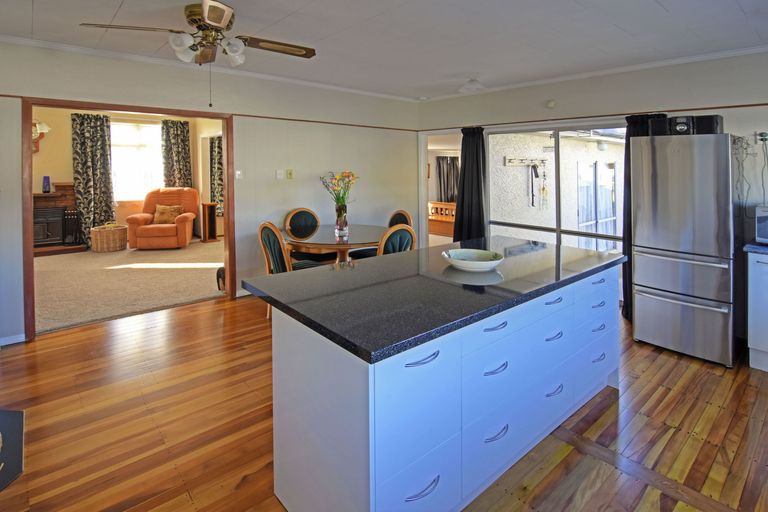 Photo of property in 62 Raglan Street, Lansdowne, Masterton, 5810