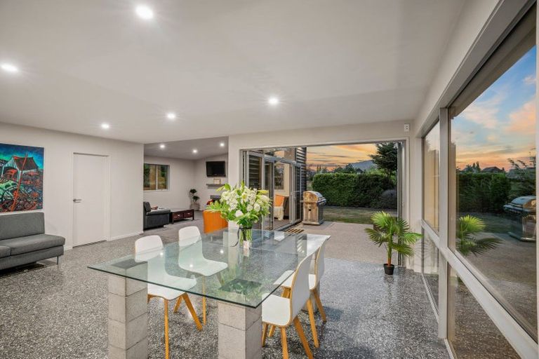 Photo of property in 3 Rere Road, Lake Hayes, Queenstown, 9304