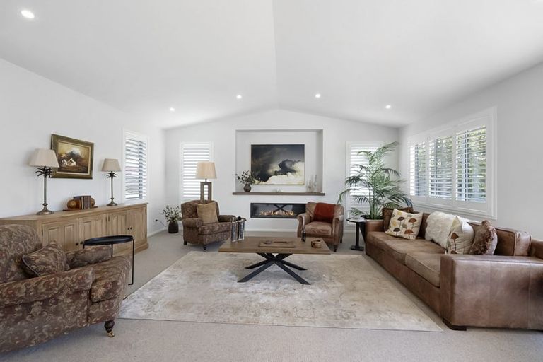 Photo of property in 62 Pendarves Street, New Plymouth, 4310