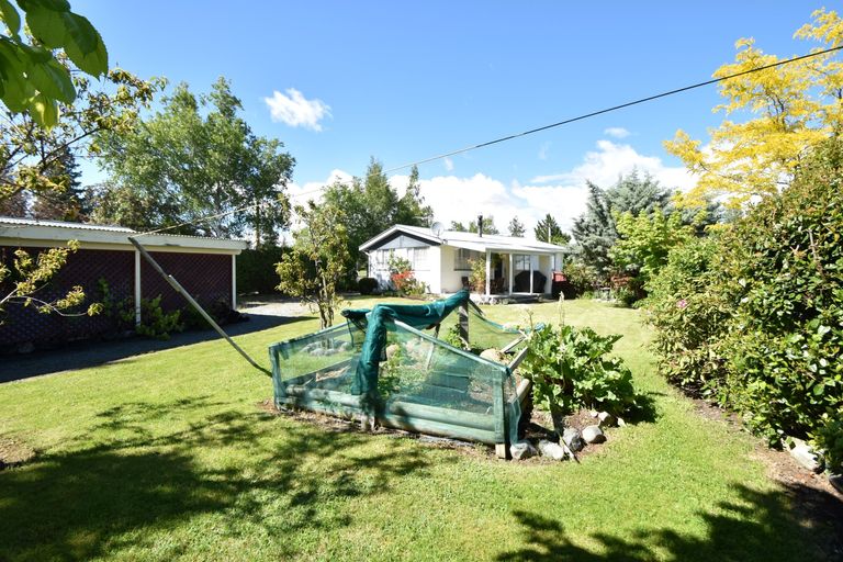 Photo of property in 3 Dobson Place, Twizel, 7901
