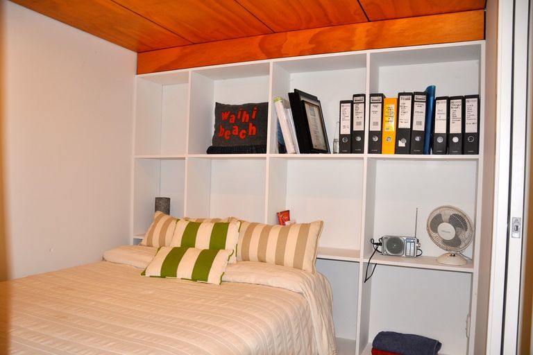 Photo of property in 15 Seaview Road, Waihi Beach, 3611