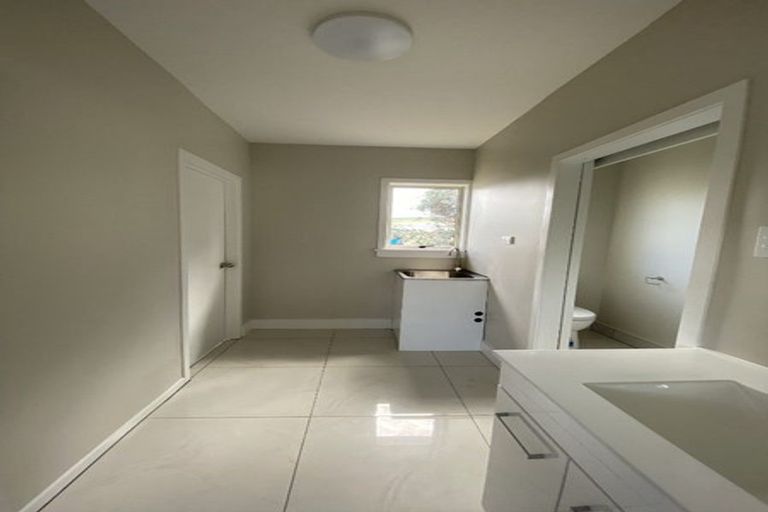 Photo of property in 1/23 Hamilton Road, Papatoetoe, Auckland, 2025