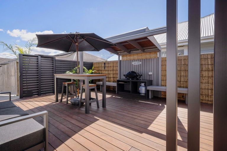 Photo of property in 6 Warlock Way, Papamoa, 3118