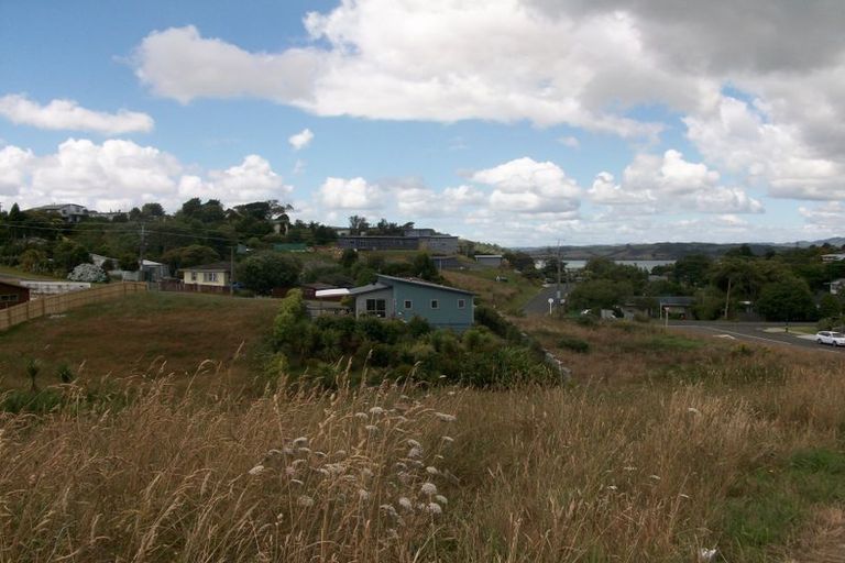 Photo of property in 6 Waikowhai Place, Raglan, 3225