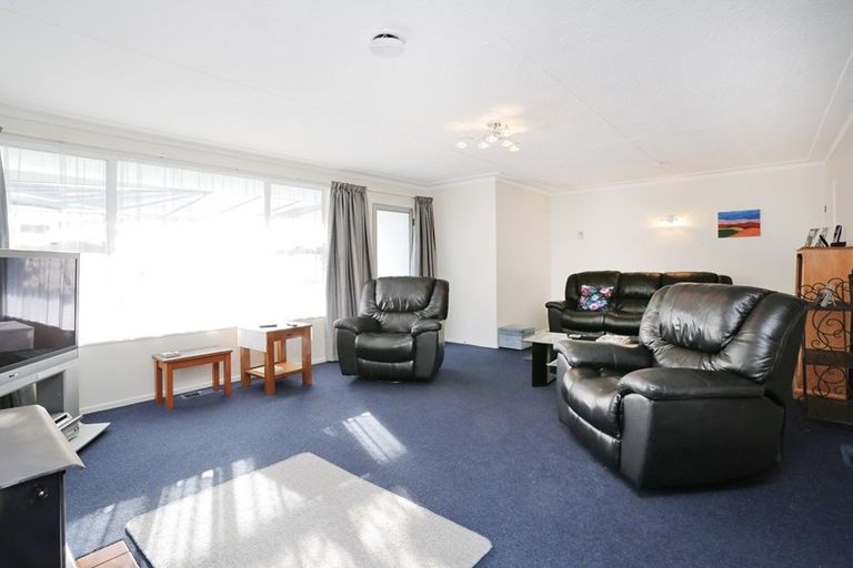 Photo of property in 56 Kildare Drive, Waikiwi, Invercargill, 9810