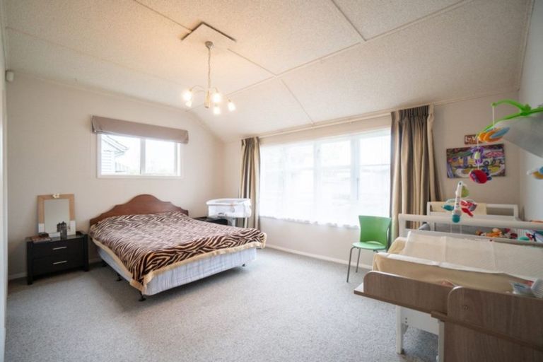 Photo of property in 40 Oxford Street, Hokowhitu, Palmerston North, 4410