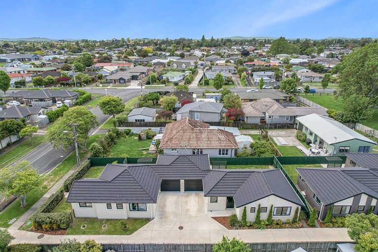 Photo of property in 2/5 Mahana Road, Saint Andrews, Hamilton, 3200