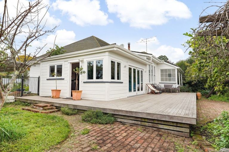 Photo of property in 124 Fox Street, Whataupoko, Gisborne, 4010