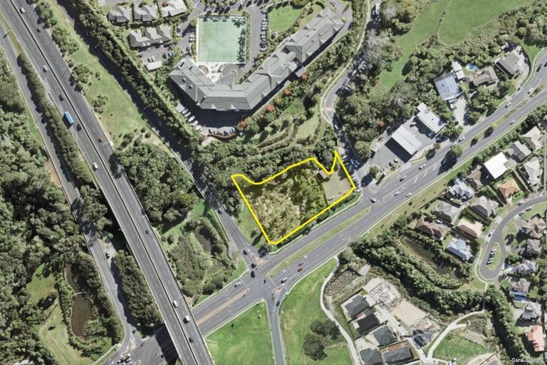 Photo of property in 157 Oteha Valley Road, Fairview Heights, Auckland, 0632