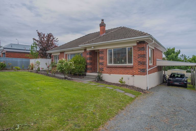 Photo of property in 2a Wellington Street, Parkside, Timaru, 7910