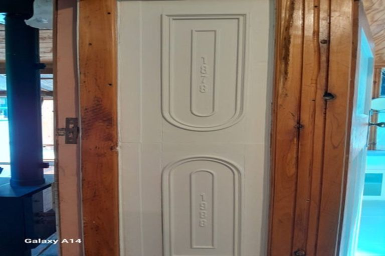 Photo of property in 51 Ellesmere Street, Ravensbourne, Dunedin, 9022