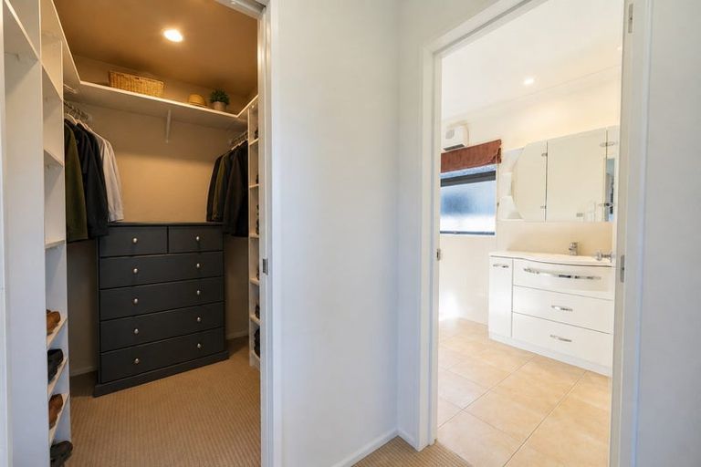 Photo of property in 17 Napier Street, Jervoistown, Napier, 4112