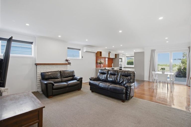 Photo of property in 35 Hine Street, New Plymouth, 4310