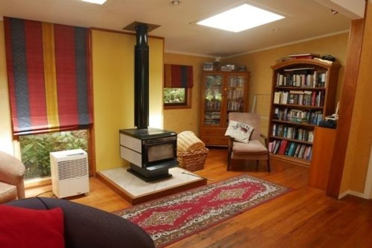 Photo of property in 53/55 Elmslie Road, Pinehaven, Upper Hutt, 5019