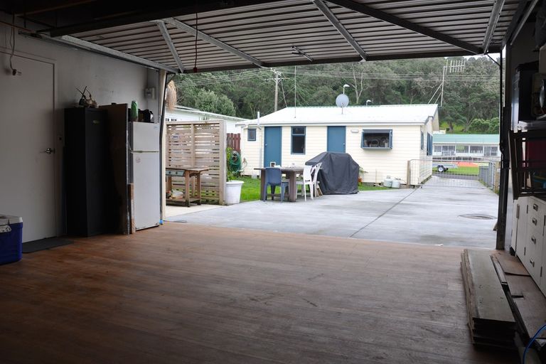 Photo of property in 15 Seaview Road, Waihi Beach, 3611
