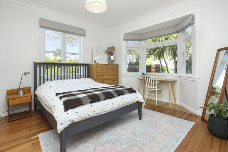 Photo of property in 58 Taylor Road, Mangere Bridge, Auckland, 2022