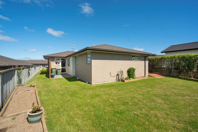 Photo of property in Waterview Estate, 87/4 Greystone Place, Omokoroa, 3114