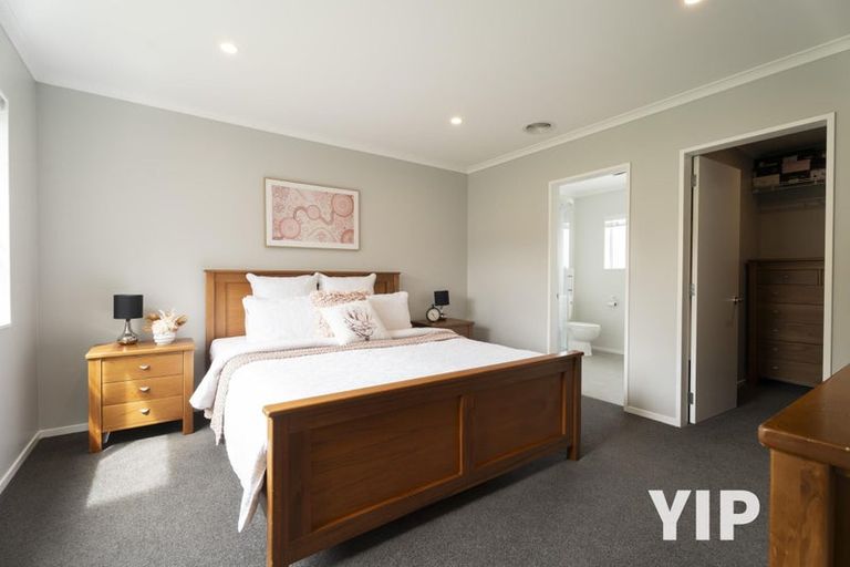 Photo of property in 14 Stony Hill Place, Grenada Village, Wellington, 6037