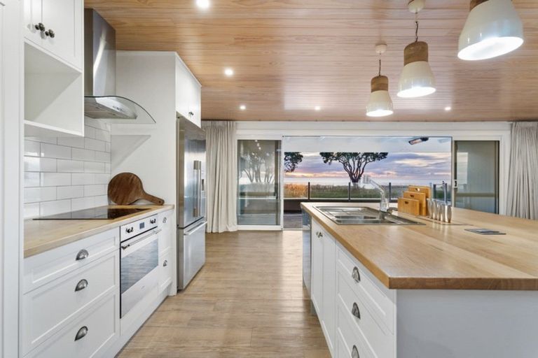 Photo of property in 203b Esplanade Drive, Whangamata, 3620