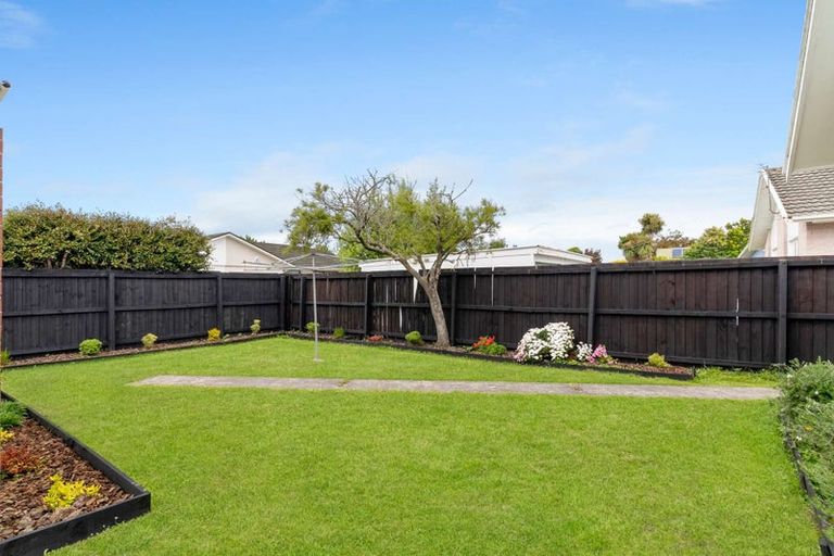 Photo of property in 2/472 Greers Road, Bishopdale, Christchurch, 8053