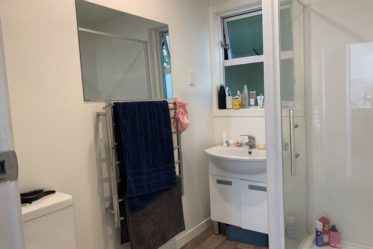 Photo of property in 8a Queen Street, Brighton, Dunedin, 9035