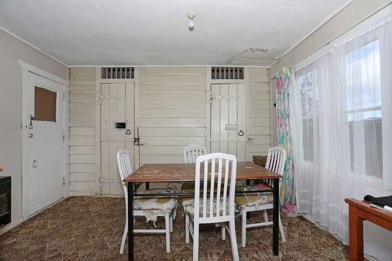 Photo of property in 107 Bridge Street, Bulls, 4818