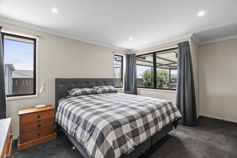 Photo of property in 198 Waikite Road, Welcome Bay, Tauranga, 3175