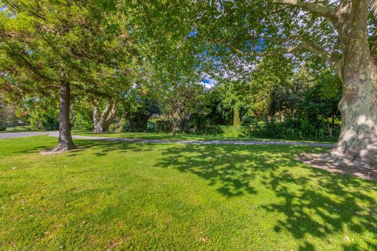 Photo of property in 6a Willow Drive, Taradale, Napier, 4112