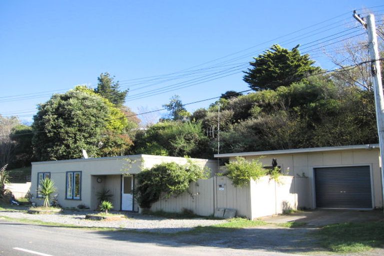 Photo of property in 4 Dell Road, Raumati South, Paraparaumu, 5032