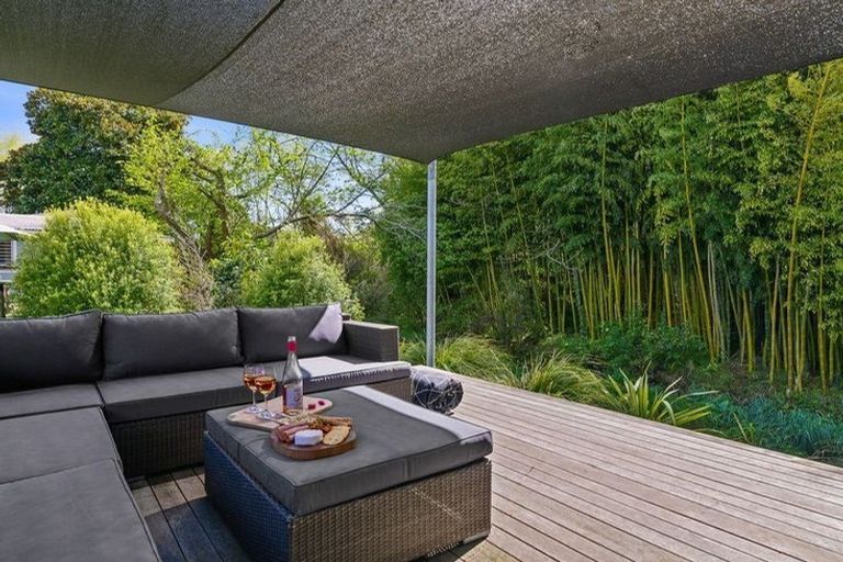 Photo of property in 9 Waiwhero Street, Mangakakahi, Rotorua, 3015