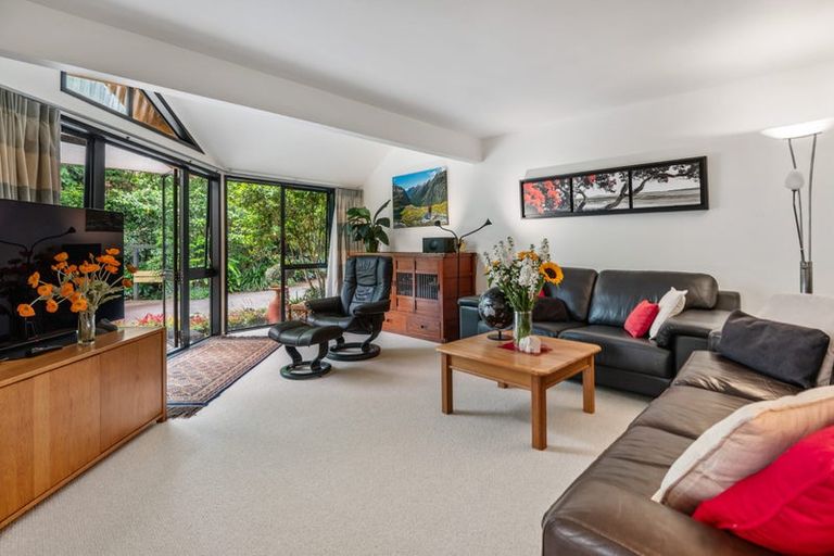 Photo of property in 99a Lake Road, Belmont, Auckland, 0622