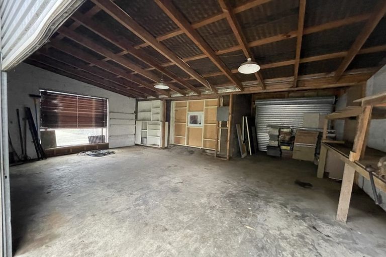 Photo of property in 11 Bream Revel Way, Karaka, Papakura, 2580