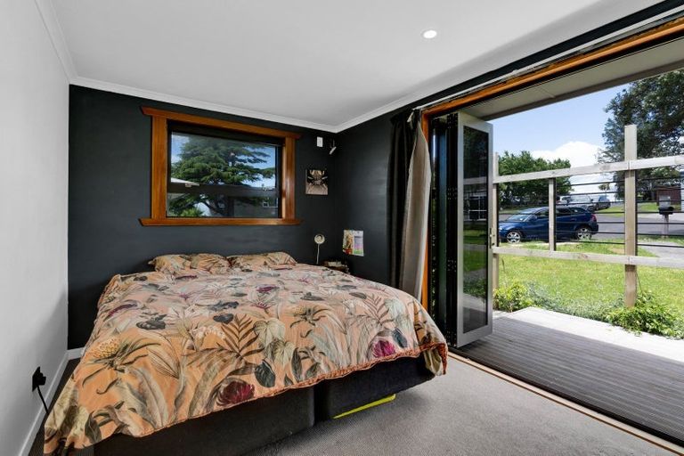 Photo of property in 87 Wrantage Street, Westown, New Plymouth, 4310