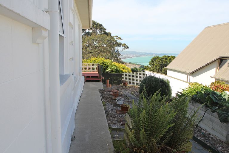 Photo of property in 61 Tyne Street, South Hill, Oamaru, 9400