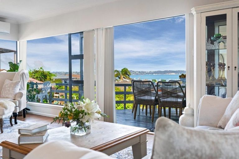 Photo of property in 213 Hobsonville Road, Hobsonville, Auckland, 0618