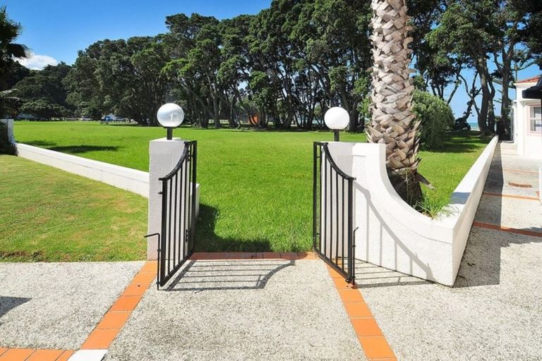 Photo of property in Oceanside Apartments, 20/453 Hibiscus Coast Highway, Orewa, 0931