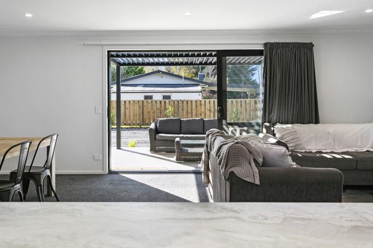 Photo of property in 2/151 Tauhara Road, Tauhara, Taupo, 3330