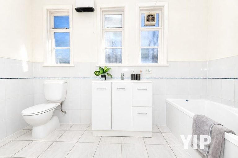 Photo of property in 1 Benares Street, Khandallah, Wellington, 6035