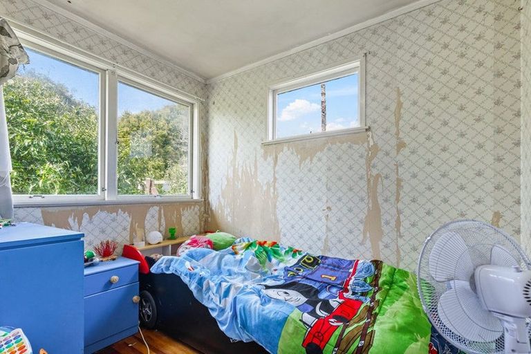 Photo of property in 119 Waimumu Road, Massey, Auckland, 0614