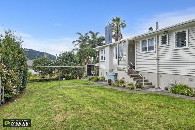 Photo of property in 11 Butler Place, Te Kamo, Whangarei, 0112