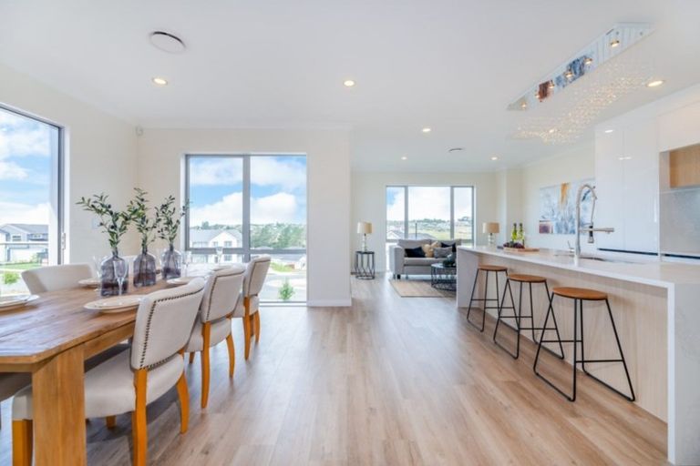 Photo of property in 22 Pommes Way, Silverdale, 0932