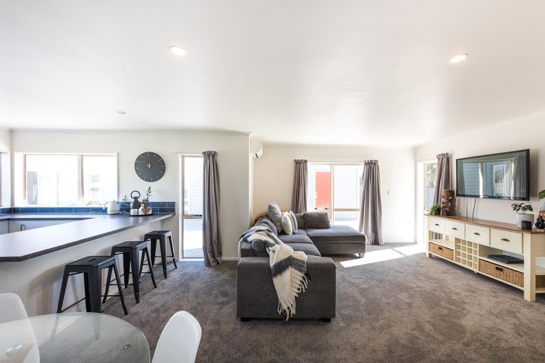 Photo of property in 184 Kelvin Grove Road, Kelvin Grove, Palmerston North, 4414