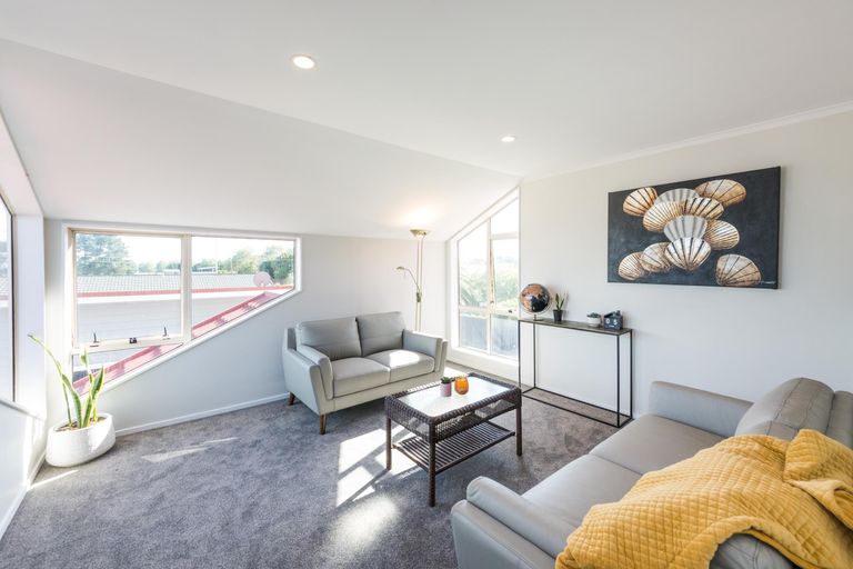 Photo of property in 184 Kelvin Grove Road, Kelvin Grove, Palmerston North, 4414