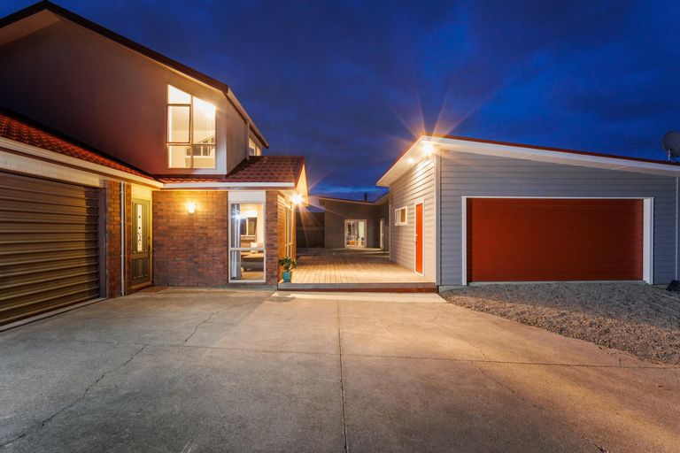 Photo of property in 184 Kelvin Grove Road, Kelvin Grove, Palmerston North, 4414