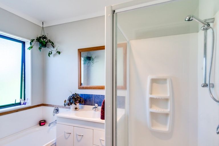 Photo of property in 110b Lumsden Road, Akina, Hastings, 4122